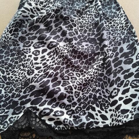 troc de  Jupe femme neuve taille S, sur mytroc