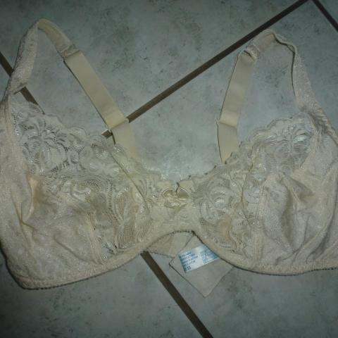 troc de  soutien gorge 100E, sur mytroc