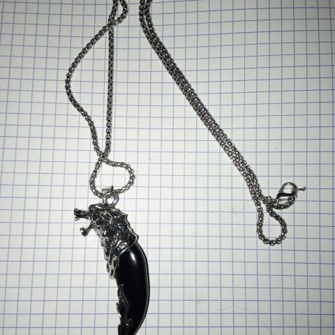 troc de  chaîne + pendentif neuf ( diverstroc) envoyé, sur mytroc