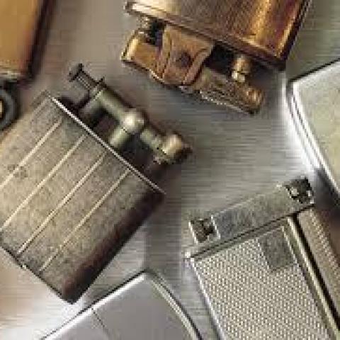troc de  recherche encien briquet èssence, sur mytroc