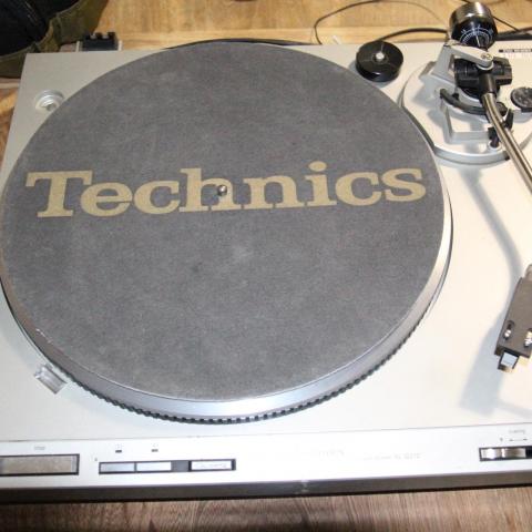 troc de  Platine vinyle technics SL-Q 212, sur mytroc