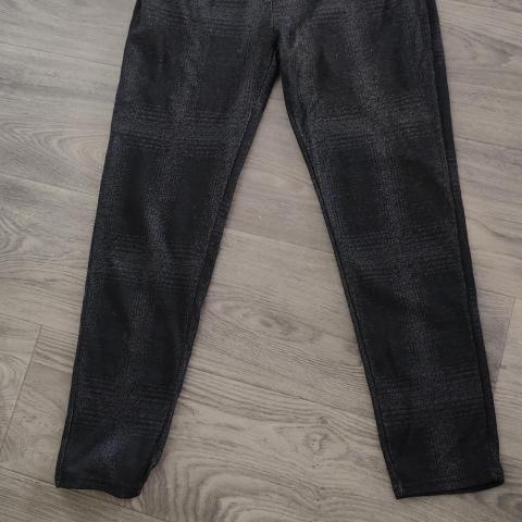 troc de  Pantalon 2xl'3xl, sur mytroc