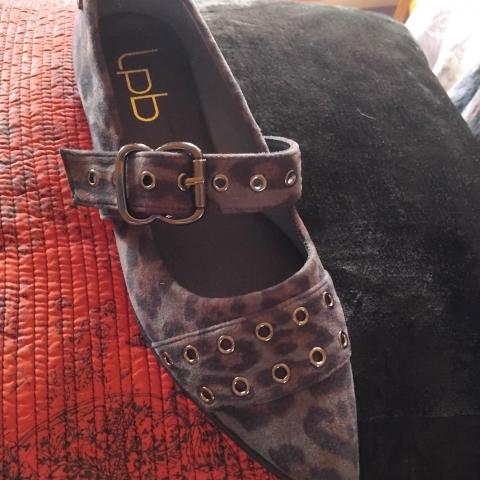 troc de  Ballerines 39 neuves leopard LPB, sur mytroc
