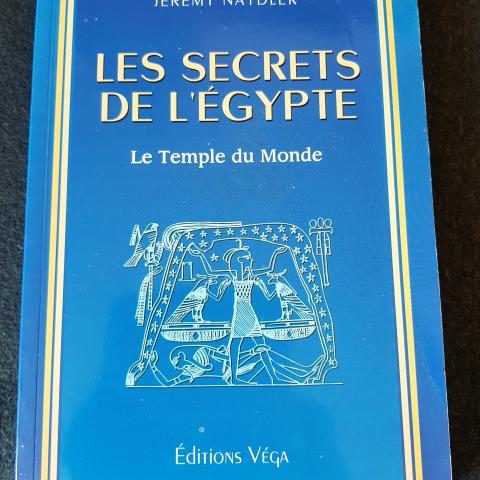 troc de  Livre les secrets de l'EGYPTE, sur mytroc