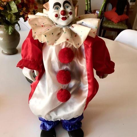 troc de  clown porcelaine collection, sur mytroc