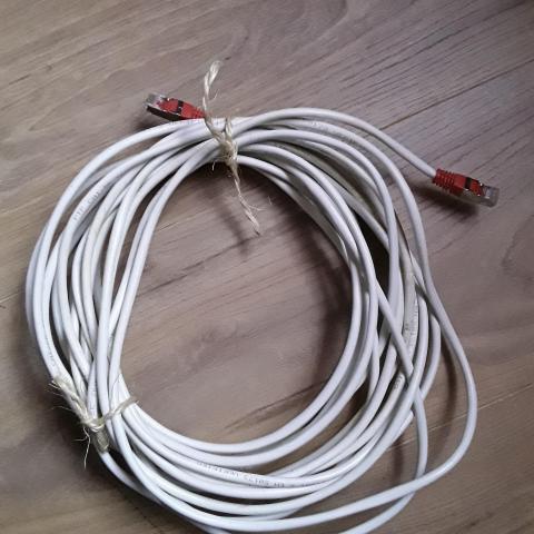 troc de  Câble Ethernet 10 mètres, sur mytroc