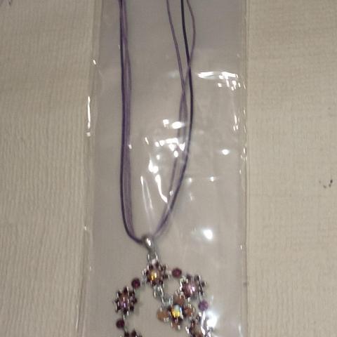 troc de  Collier neuf sissi, sur mytroc