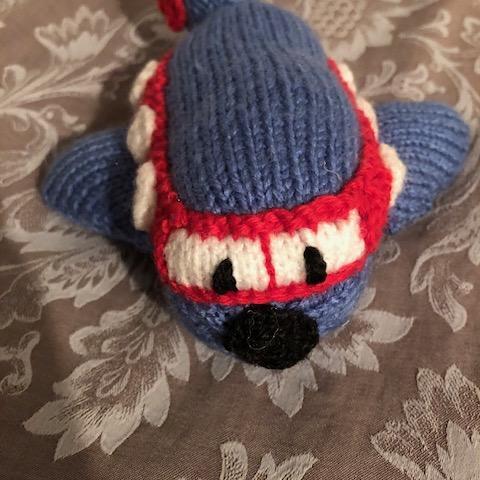 troc de  Avion peluche tricot 18cm approx., sur mytroc