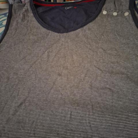 troc de  Debardeur taille 4, sur mytroc