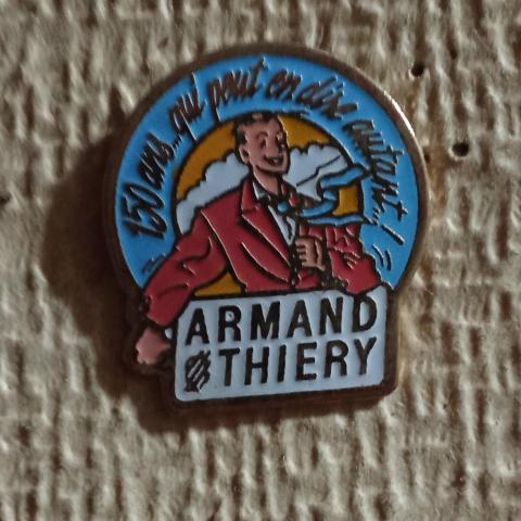 troc de  Pin's sans attache, sur mytroc