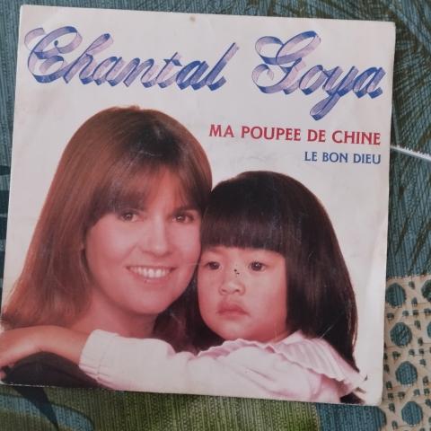 troc de  Disque vinyle 45T Chantal Goya - Ma poupée de Chine, sur mytroc