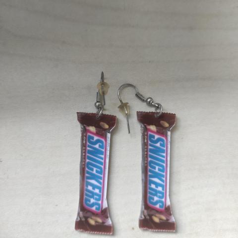 troc de  Boucle d'oreille fantaisie, sur mytroc