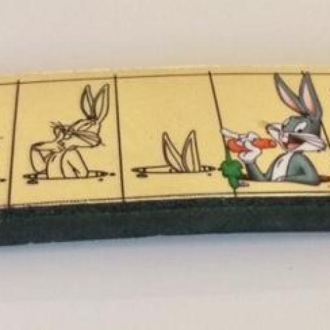 troc de  Repose poignet clavier petit modèle - motif Bugs Bunny, sur mytroc