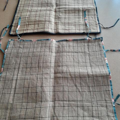troc de  Lots de 2 tapis très bon état, sur mytroc