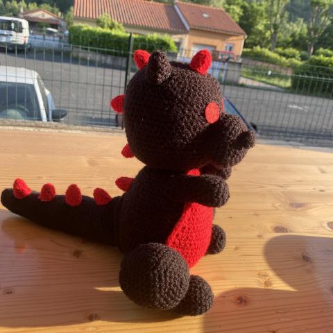 troc de  Peluche dinosaure en crochet fait mains, sur mytroc