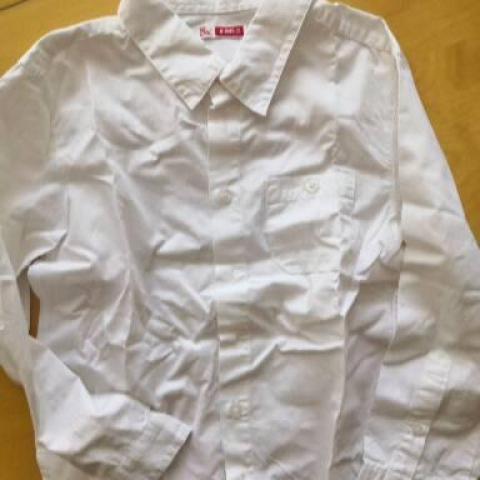 troc de  Chemise blanche dpam 8 ans, sur mytroc