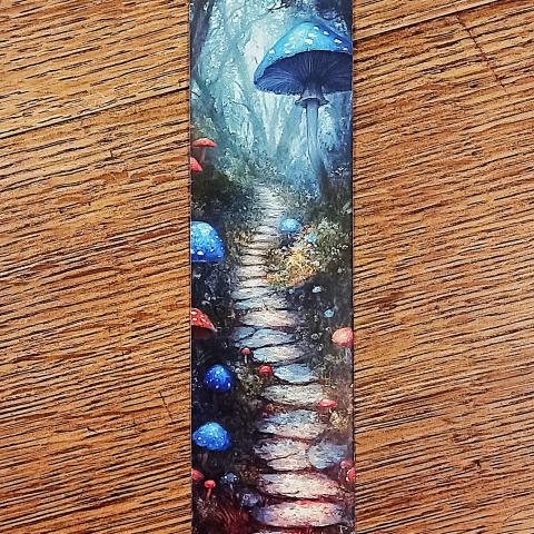 troc de  Marque-page "Le chemin aux champignons"., sur mytroc