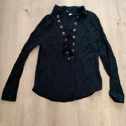 troc de  Haut léger noir H&M - Taille 34, sur mytroc