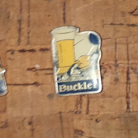 troc de  Lot pin's bière avec attache, sur mytroc