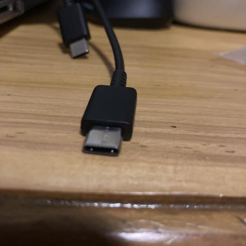 troc de  Cherche câble USB -USB C, sur mytroc