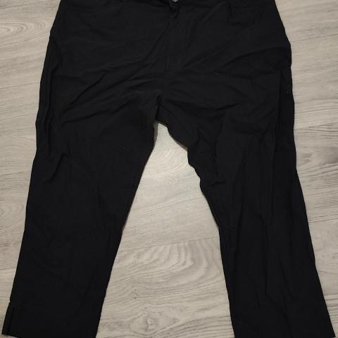 troc de  Pantalon taille 48, sur mytroc