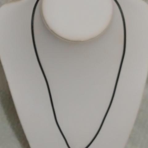 troc de  Reserver Troqueuse Collier Femme, sur mytroc