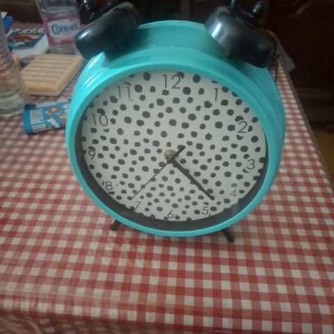 troc de  Reveil 20x20cm, sur mytroc