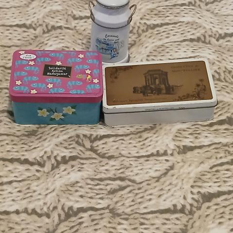 troc de  Lots De Boîtes En Fer, sur mytroc