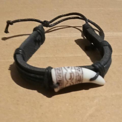 troc de  bracelet ajustable neuf, sur mytroc