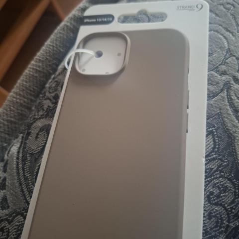 troc de  Coque iphone13/14/15 neuve, sur mytroc