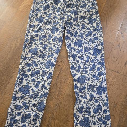 troc de  Pantalon fin monoprix 10 ans, sur mytroc