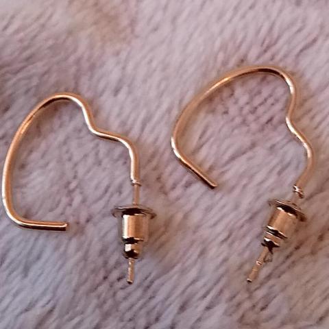 troc de  Boucle D'oreille Femme, sur mytroc