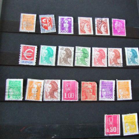 troc de  Lot de 22 timbres France., sur mytroc