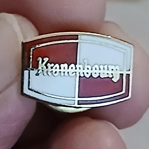 troc de  Un Pins ' KRONENBOURG ', sur mytroc