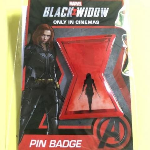 troc de  Pin's badge Marvel Black Widow édition limitée (neuf sous blister), sur mytroc