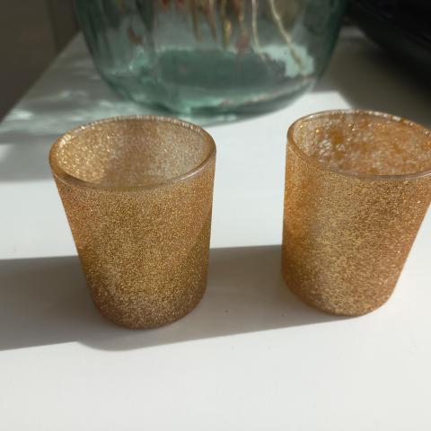 troc de  Lot de 2 bougeoirs, sur mytroc