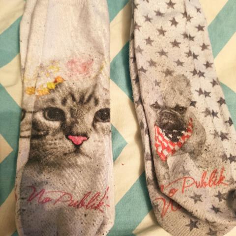 troc de  Deux paires de chaussettes et incorrect taille unique, sur mytroc