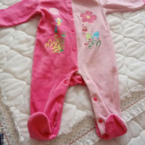troc de  pyjama neuf 9 mois rose fille, sur mytroc