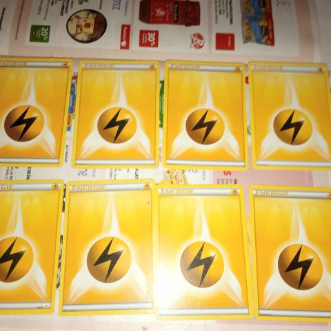 troc de  lot cartes pokémons réserver gisette, sur mytroc