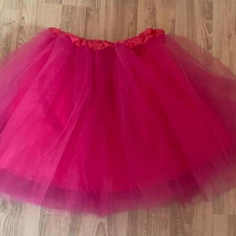 troc de  Jupe tulle TU ou 34/36/38, sur mytroc