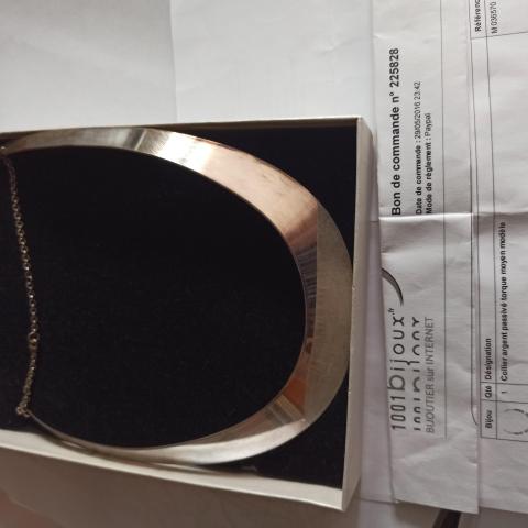 troc de  Collier en argent, sur mytroc