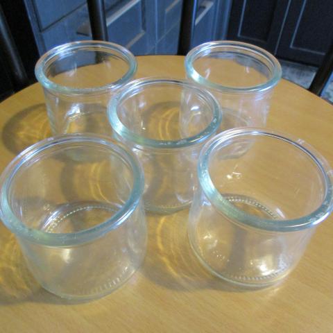 troc de  5 pots de yaourts en verre, sur mytroc