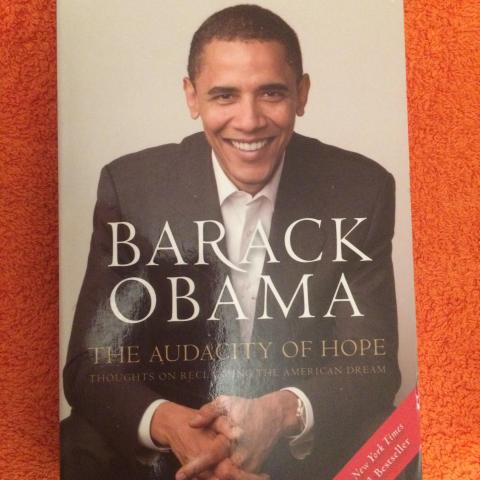 troc de  Réservé Ian EL OUALI / Livre en anglais / Barack OBAMA The audacity of hope, sur mytroc