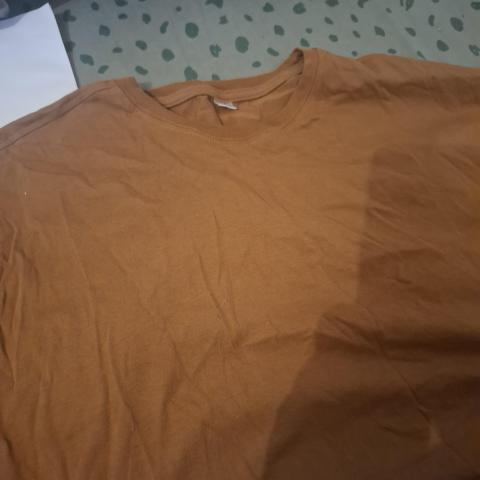 troc de  Tee shirt XL, sur mytroc