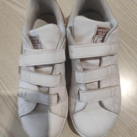 troc de  Basket adidas 34, sur mytroc