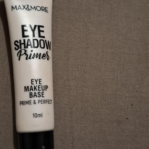 troc de  Reserve Eye makeup base, sur mytroc