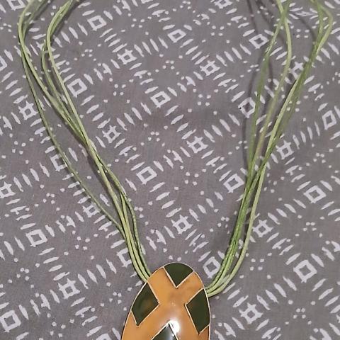 troc de  Collier Femme, sur mytroc