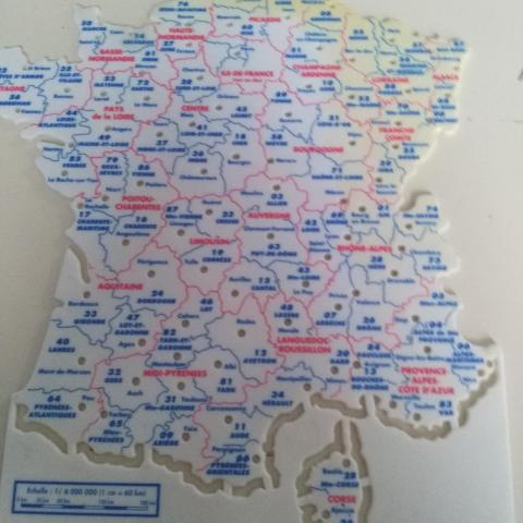 troc de  Plastique Ancienne carte de France maped, sur mytroc