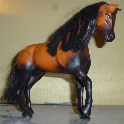 troc de  Grande figurine cheval, haute qualité, sur mytroc