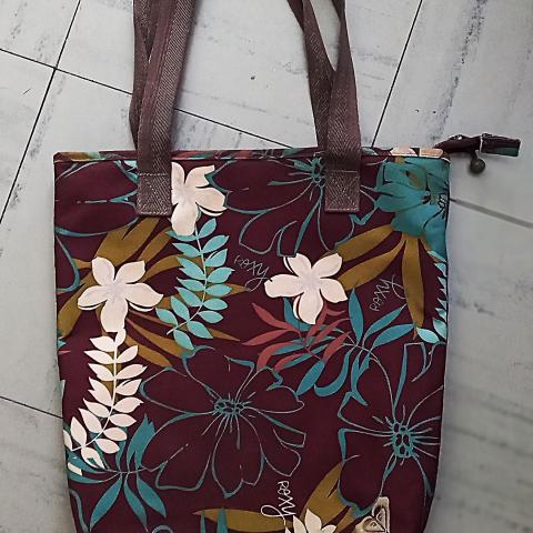 troc de  Sac en toile marron floral., sur mytroc